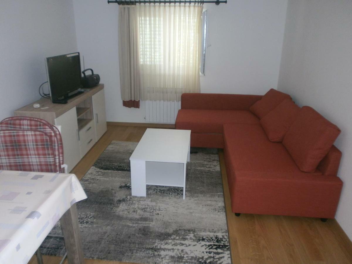 Apartments Ljubica بيوغْغاد نا موغو المظهر الخارجي الصورة