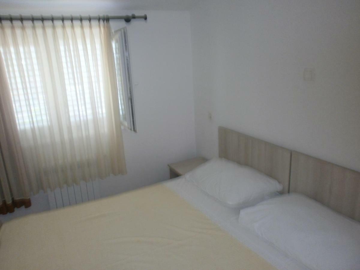 Apartments Ljubica بيوغْغاد نا موغو المظهر الخارجي الصورة